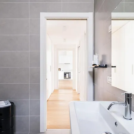 Altido Lovely 1-bed Flat With Balcony & Free Parking * Milan