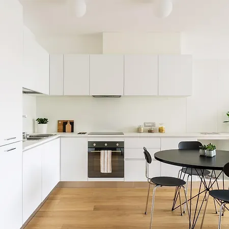 Altido Lovely 1-bed Flat With Balcony & Free Parking Apartment *